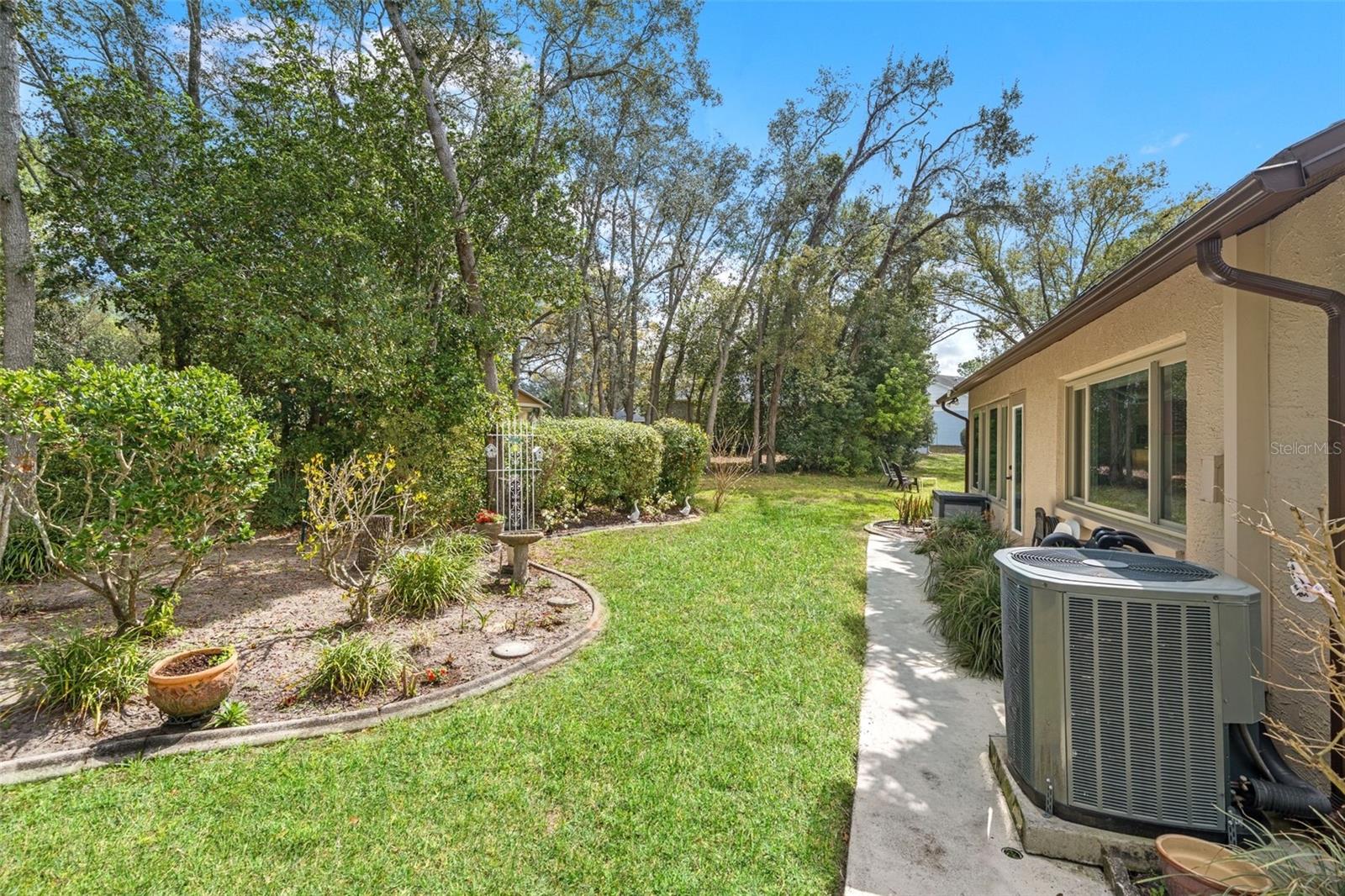 Image 34 of 65 For 6713 Oak Cluster Circle