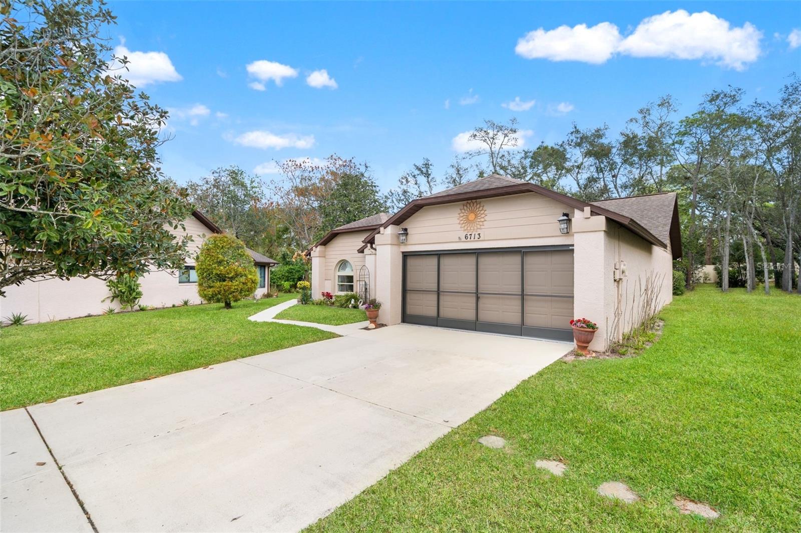 Image 39 of 65 For 6713 Oak Cluster Circle