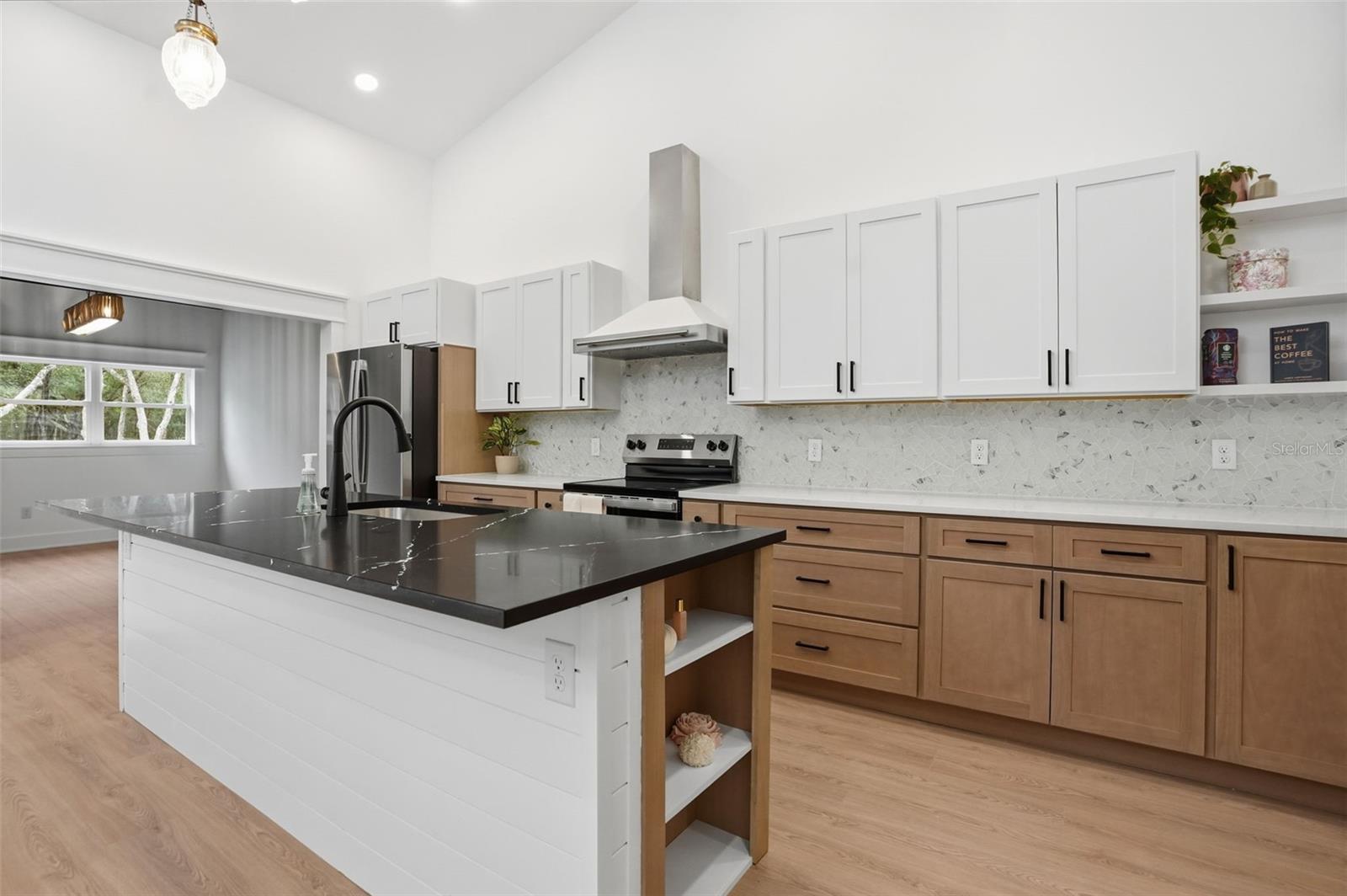 Image 29 of 92 For 34111 August Avenue