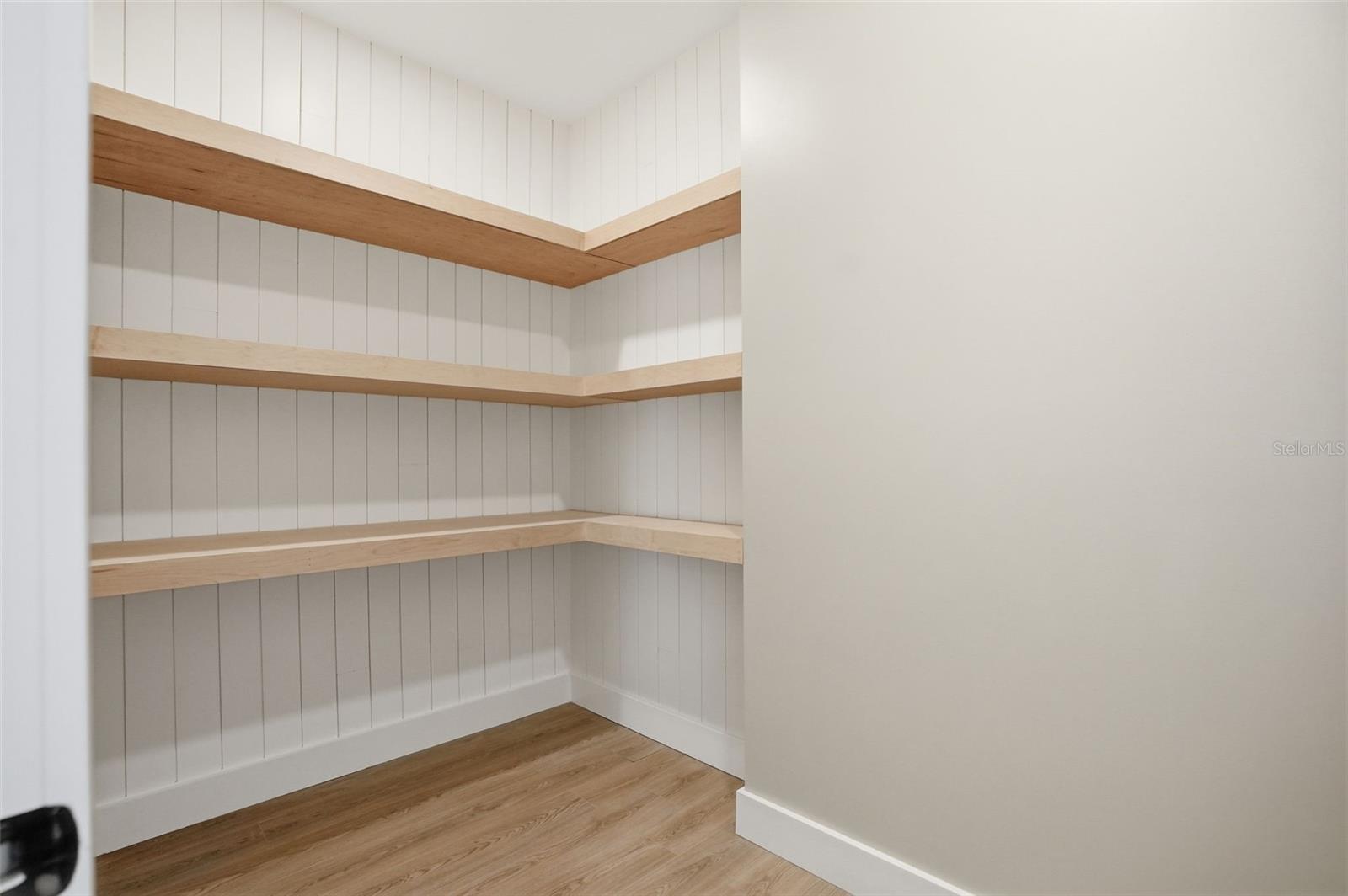 Image 31 of 92 For 34111 August Avenue