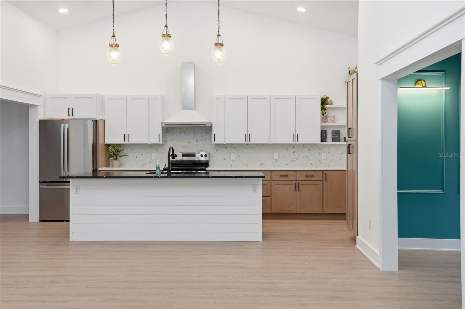 Image 33 of 92 For 34111 August Avenue