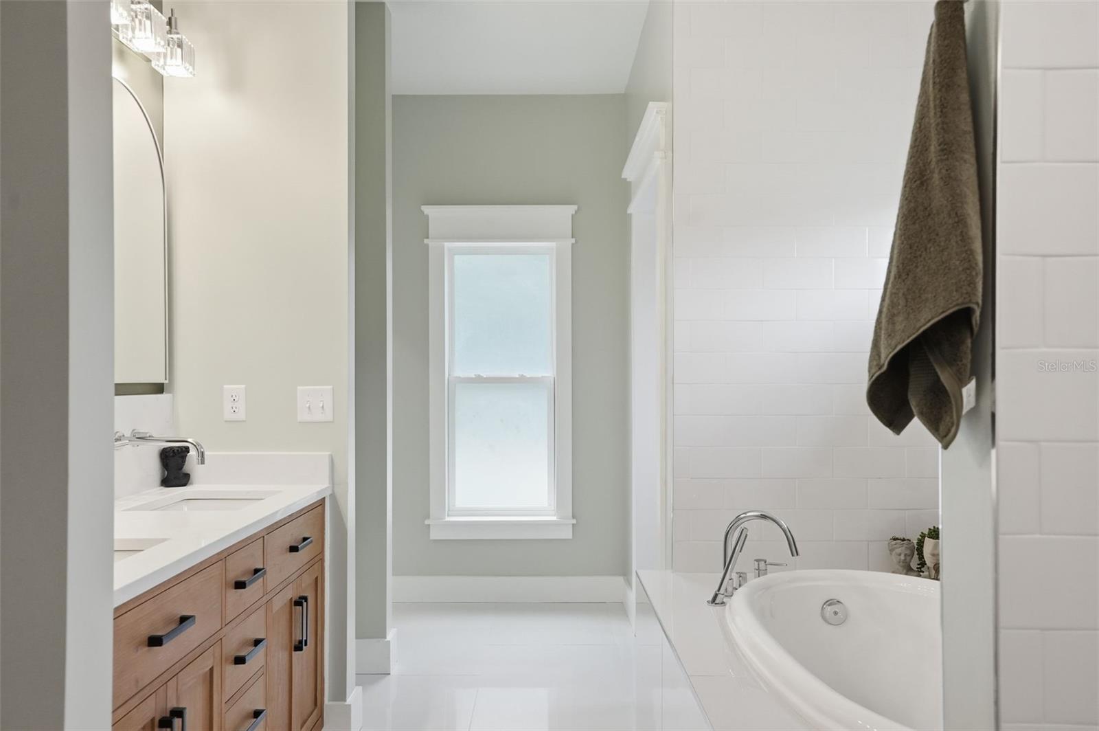 Image 57 of 92 For 34111 August Avenue