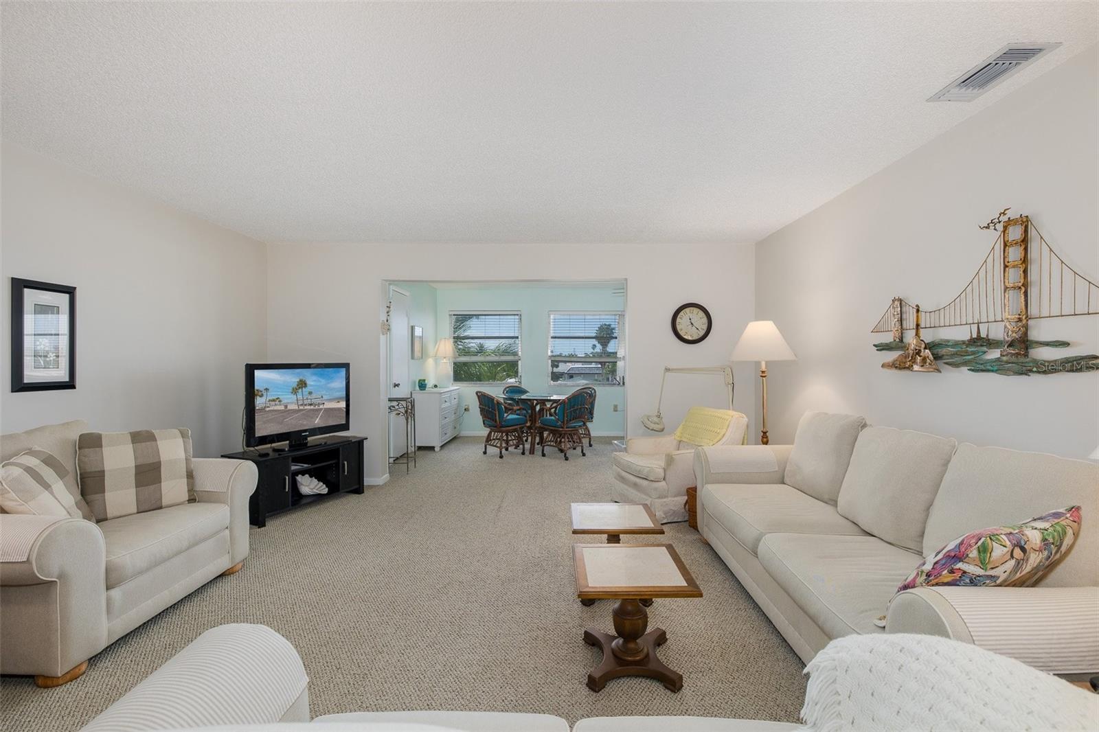 Image 19 of 49 For 4660 Marine Parkway 303