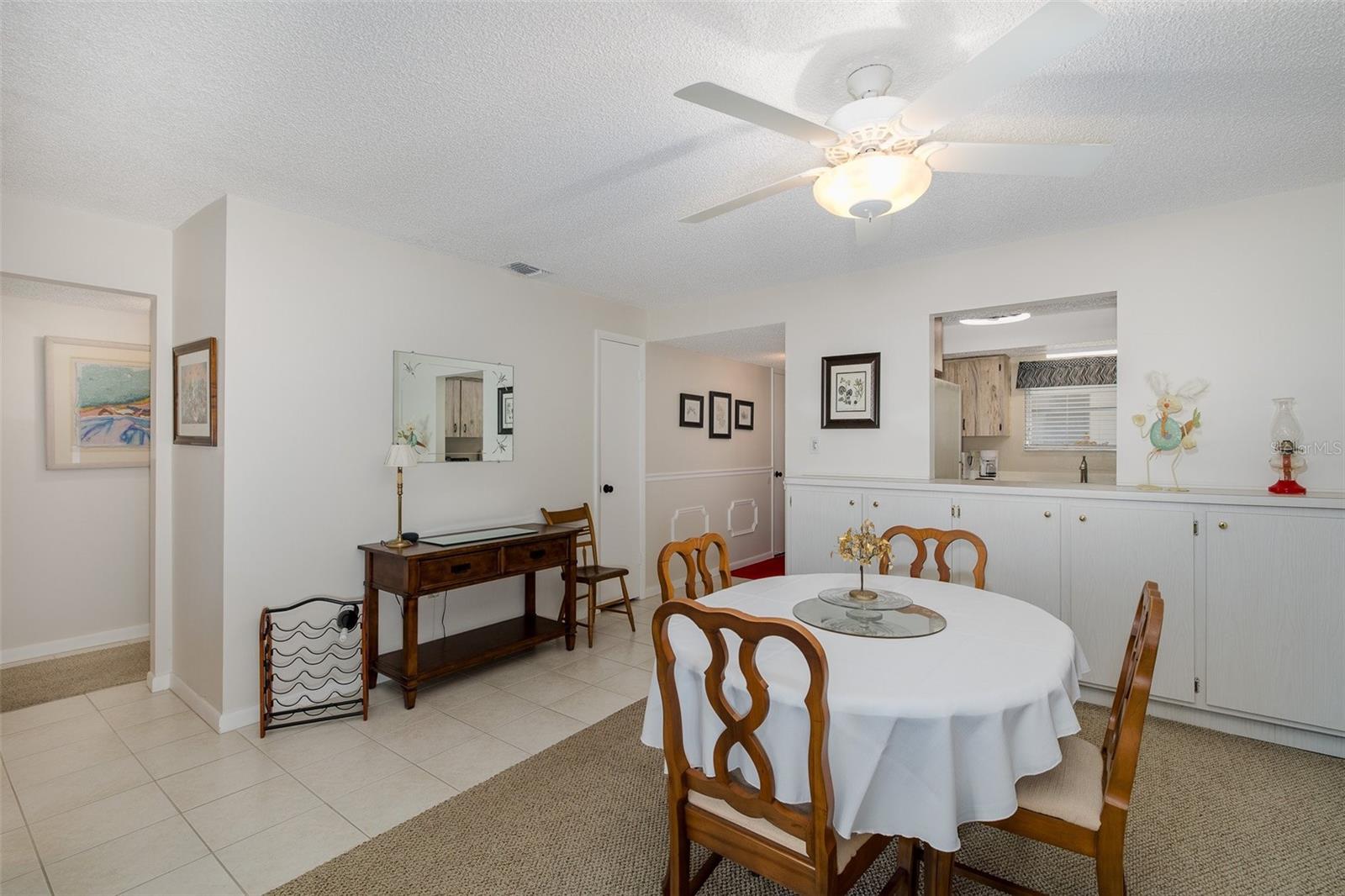 Image 23 of 49 For 4660 Marine Parkway 303