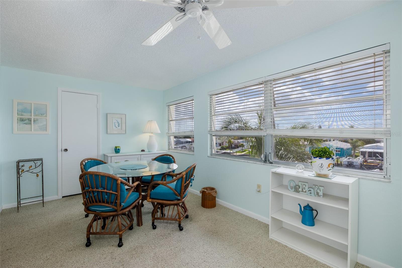 Image 24 of 49 For 4660 Marine Parkway 303