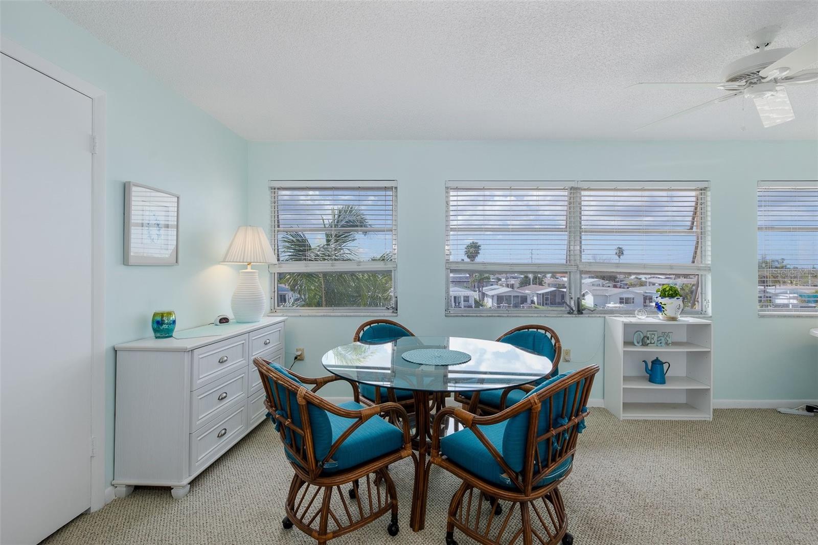 Image 25 of 49 For 4660 Marine Parkway 303