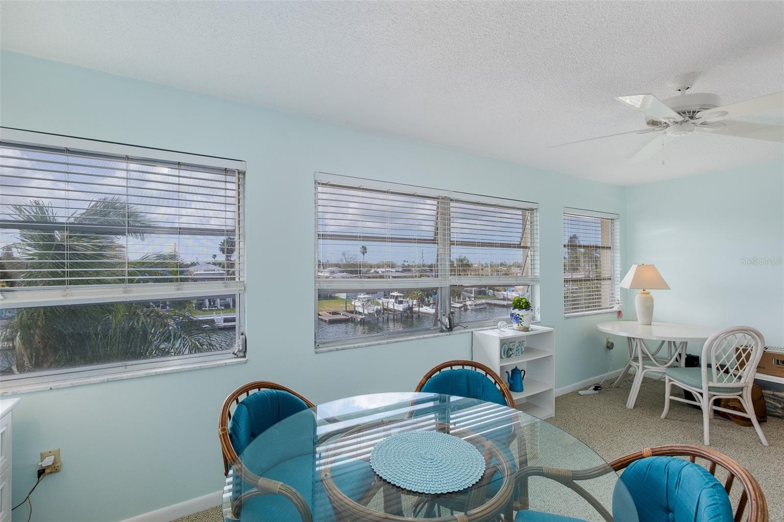 Image 26 of 49 For 4660 Marine Parkway 303