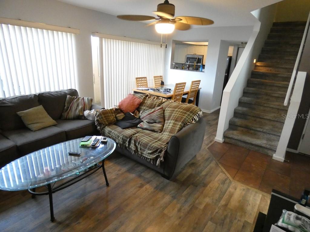 Image 13 of 34 For 830 Padua Lane