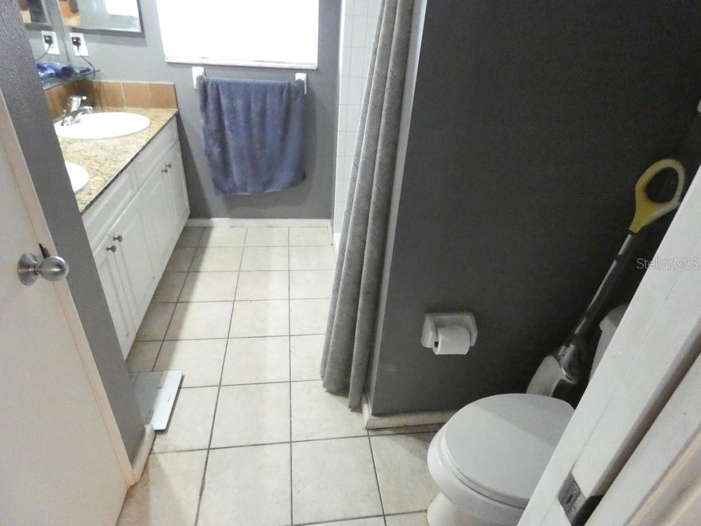 Image 23 of 34 For 830 Padua Lane