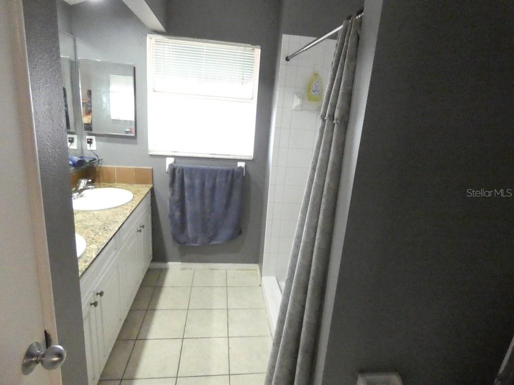 Image 24 of 34 For 830 Padua Lane