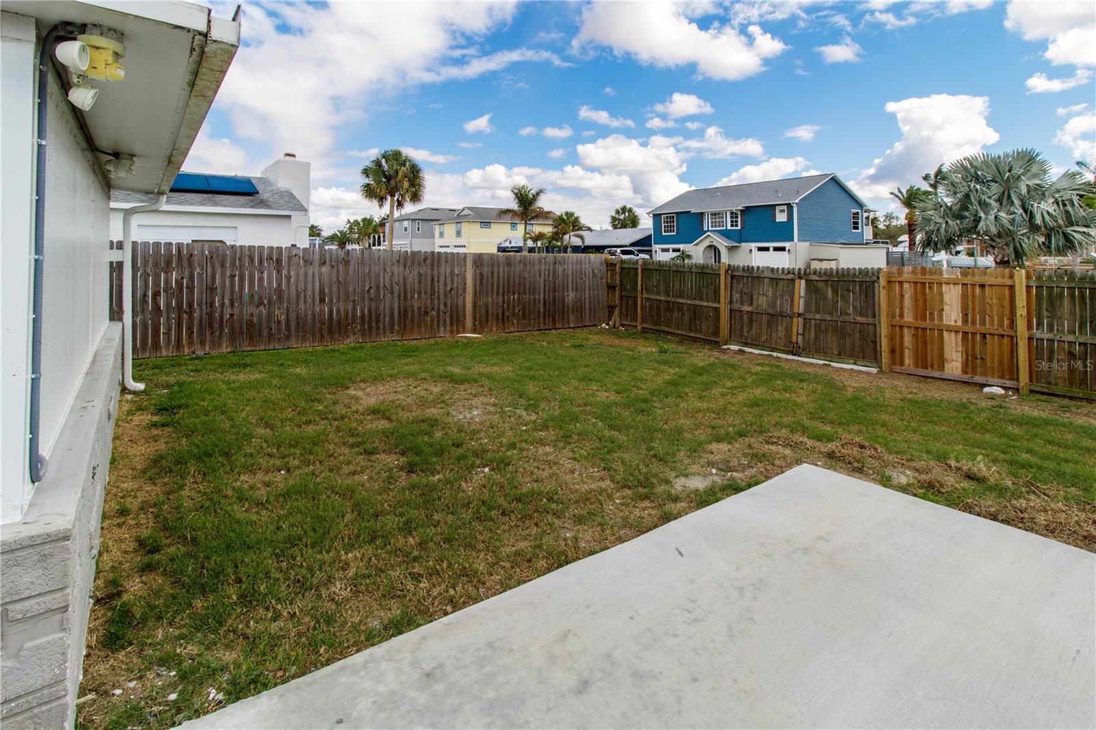 Image 12 of 22 For 7434 Mako Drive