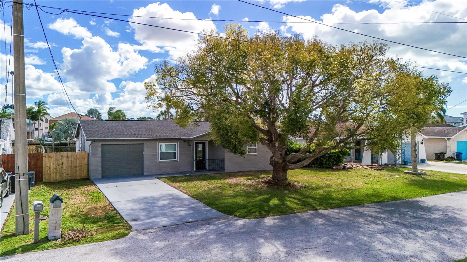 Image 2 of 22 For 7434 Mako Drive