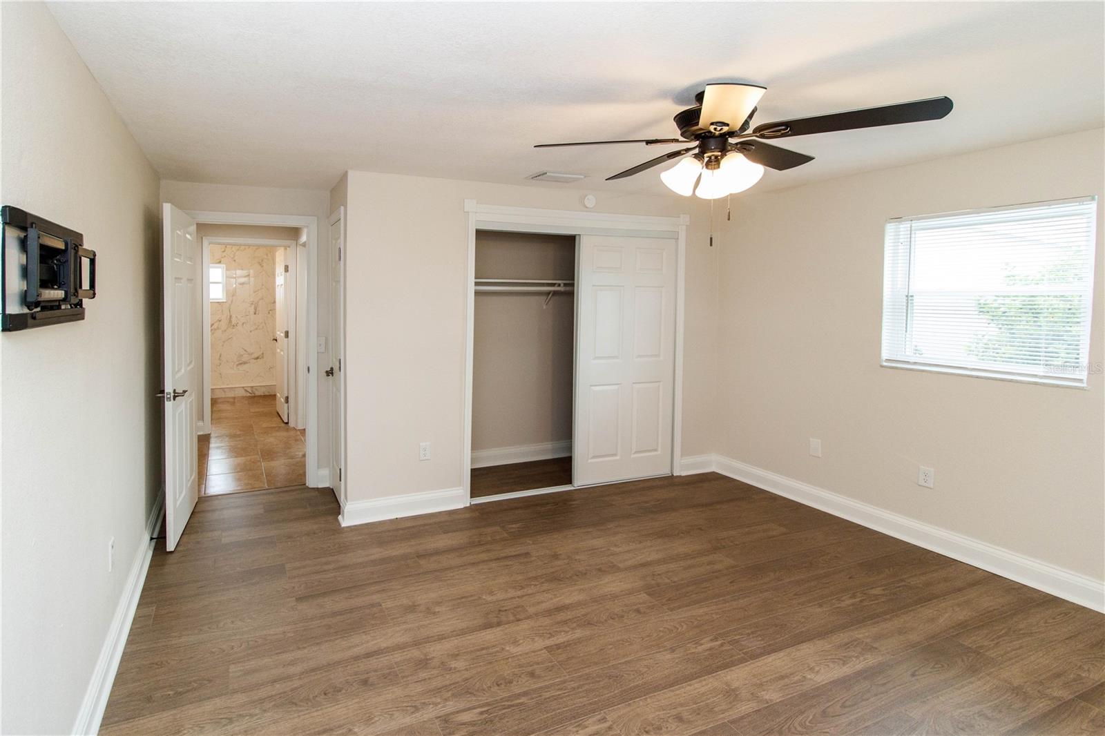 Image 7 of 22 For 7434 Mako Drive