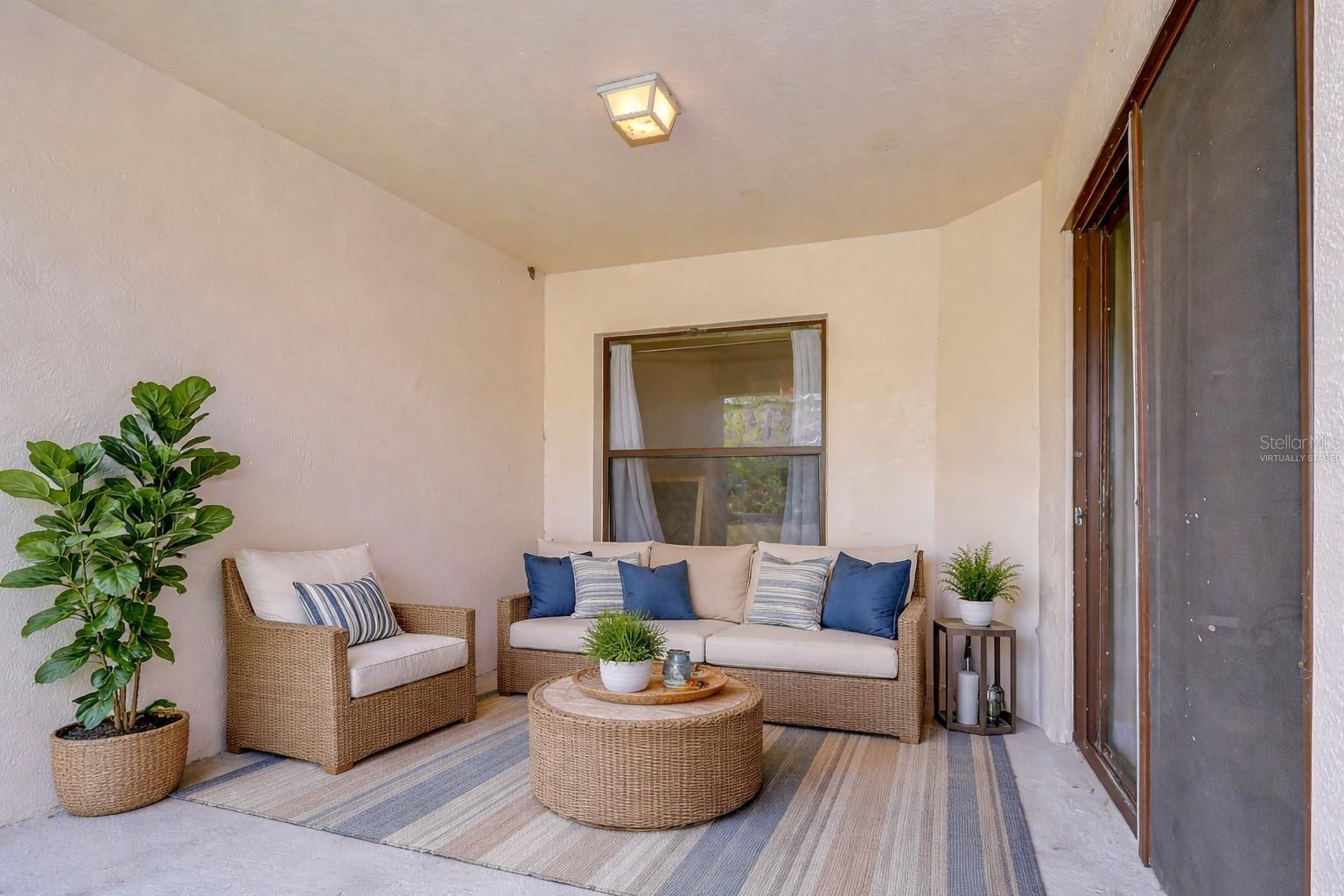 Image 16 of 24 For 2609 Oleander Lakes Drive