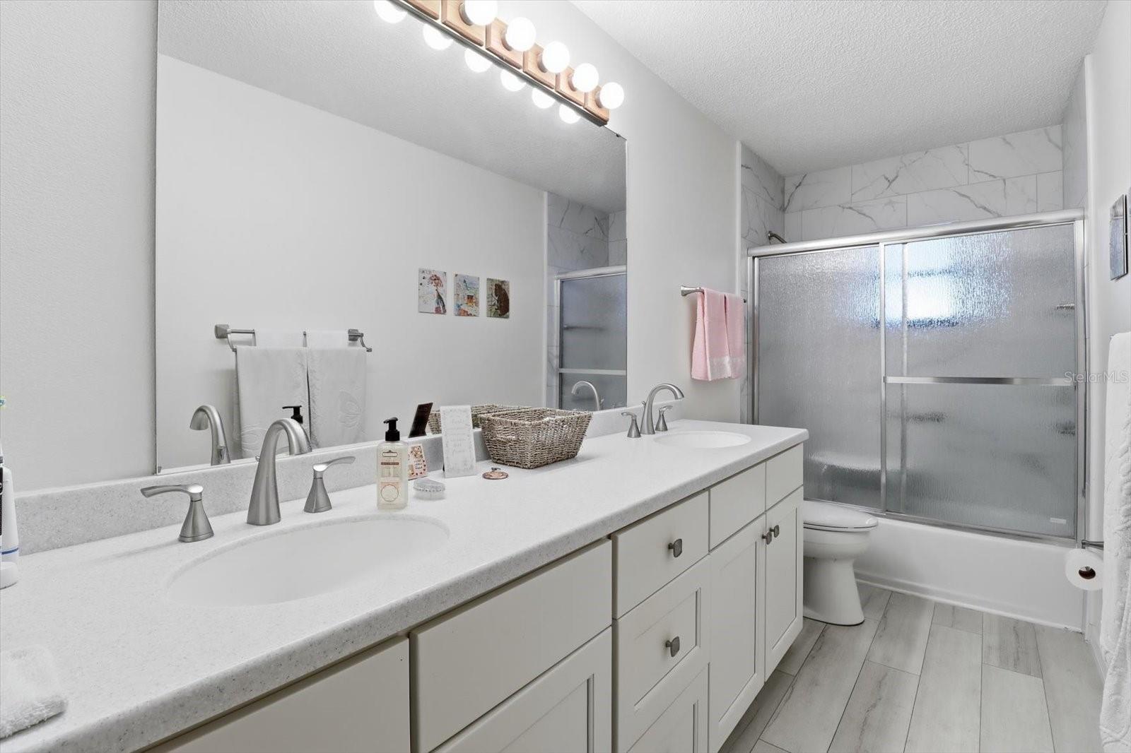 Image 21 of 45 For 8049 100th Street Road