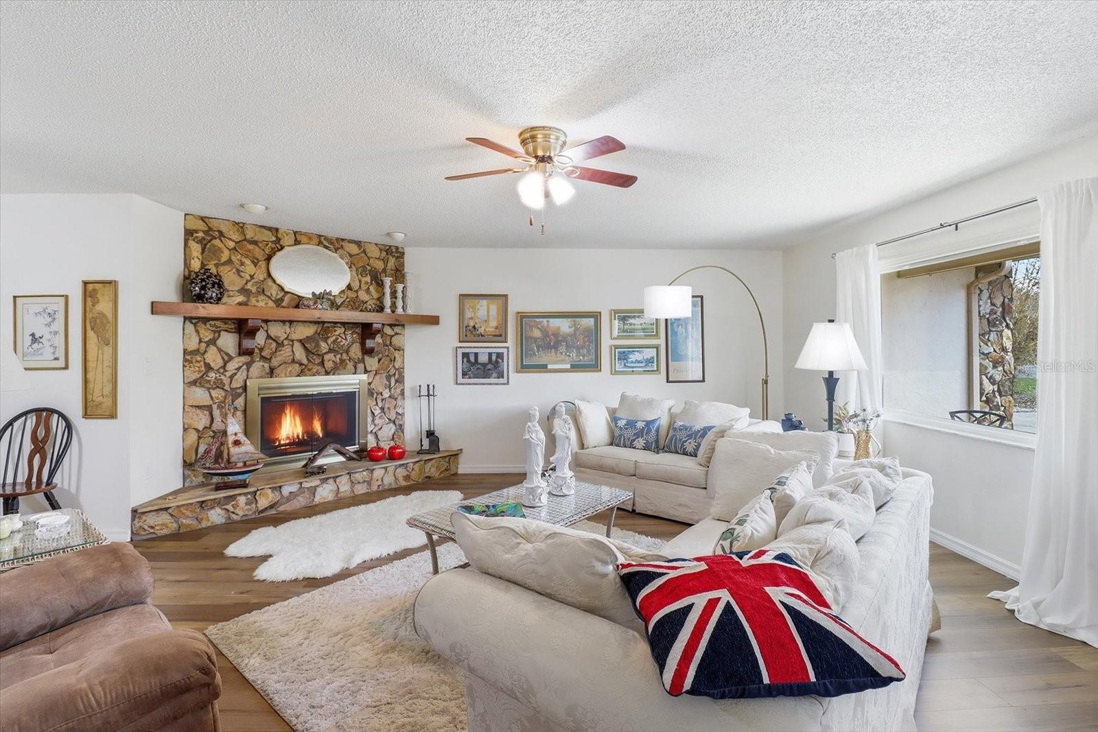 Image 6 of 45 For 8049 100th Street Road