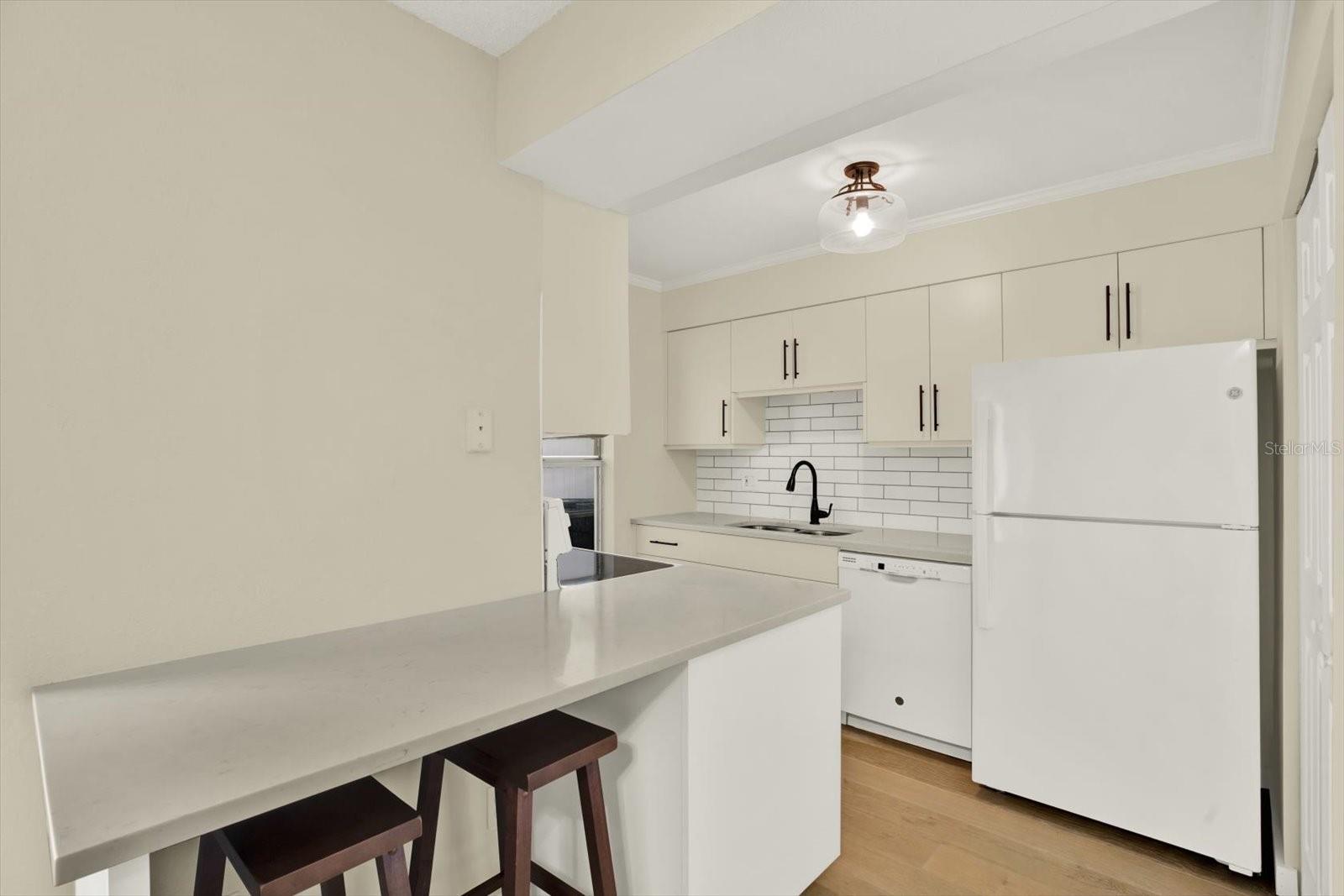 Image 8 of 28 For 1799 Highland Avenue 53