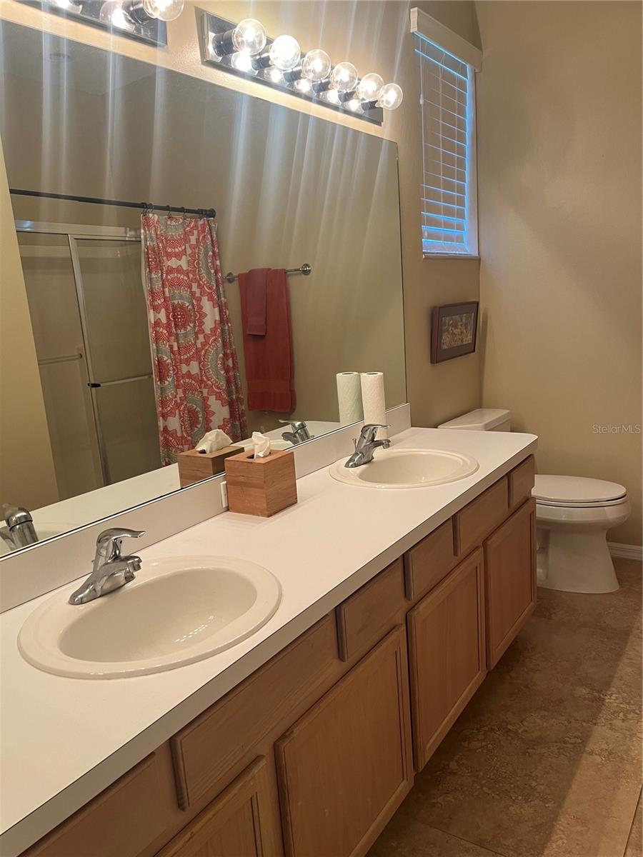 Image 4 of 25 For 20750 Eustis Road