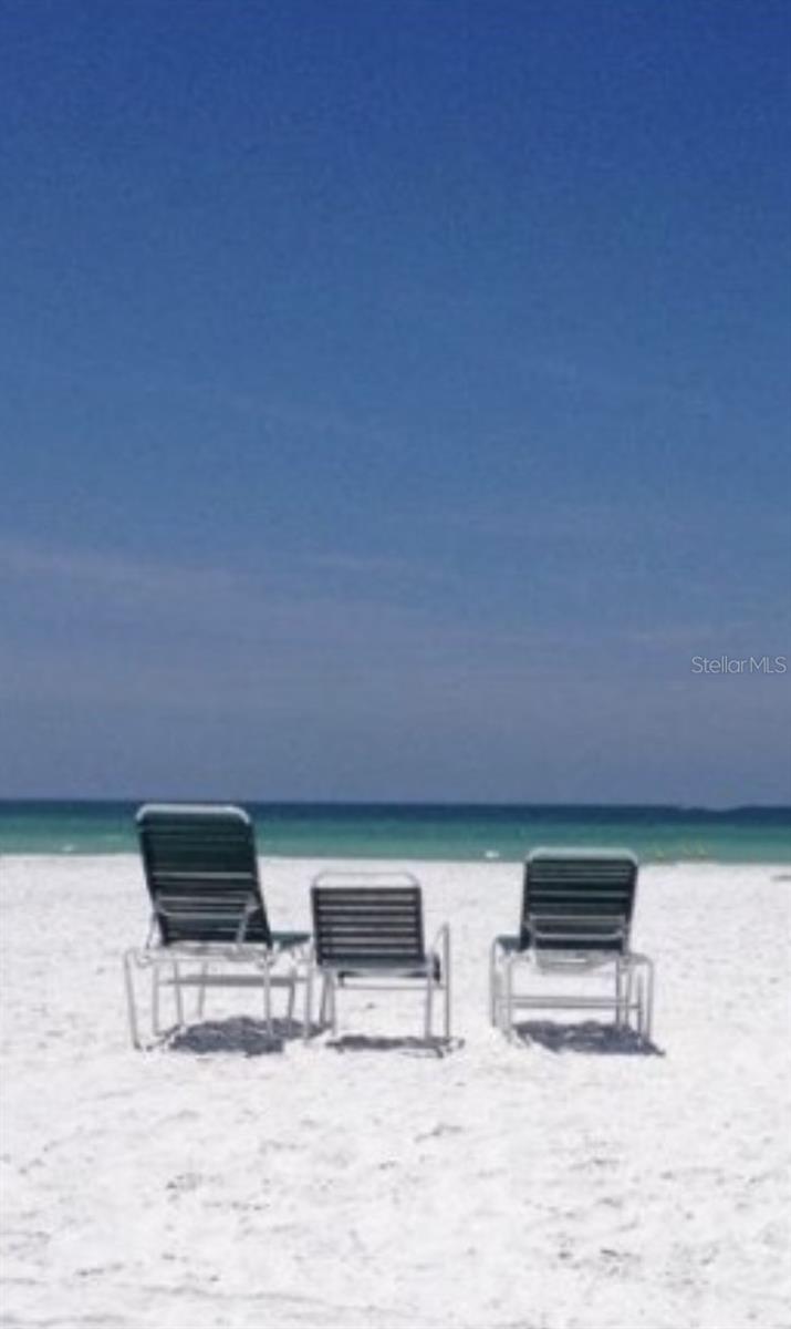 Image 36 of 36 For 742 Edgemere