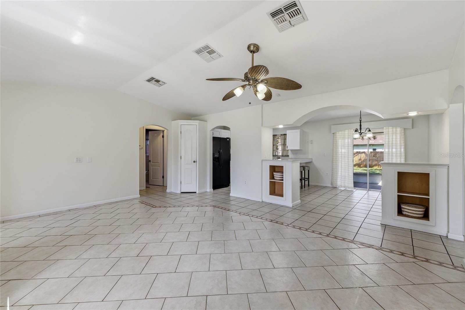 Image 16 of 38 For 1340 Larkin Road