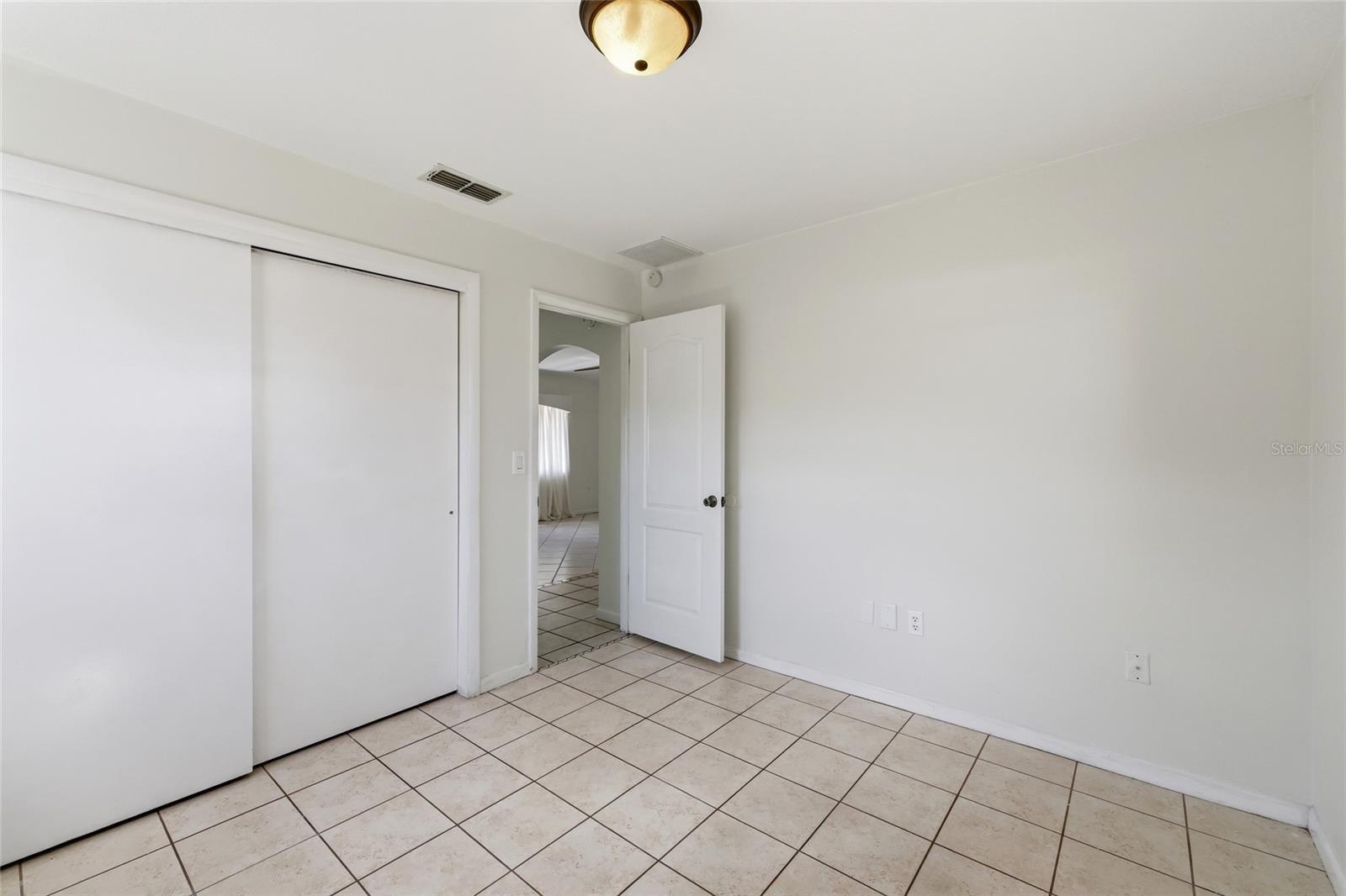 Image 27 of 38 For 1340 Larkin Road