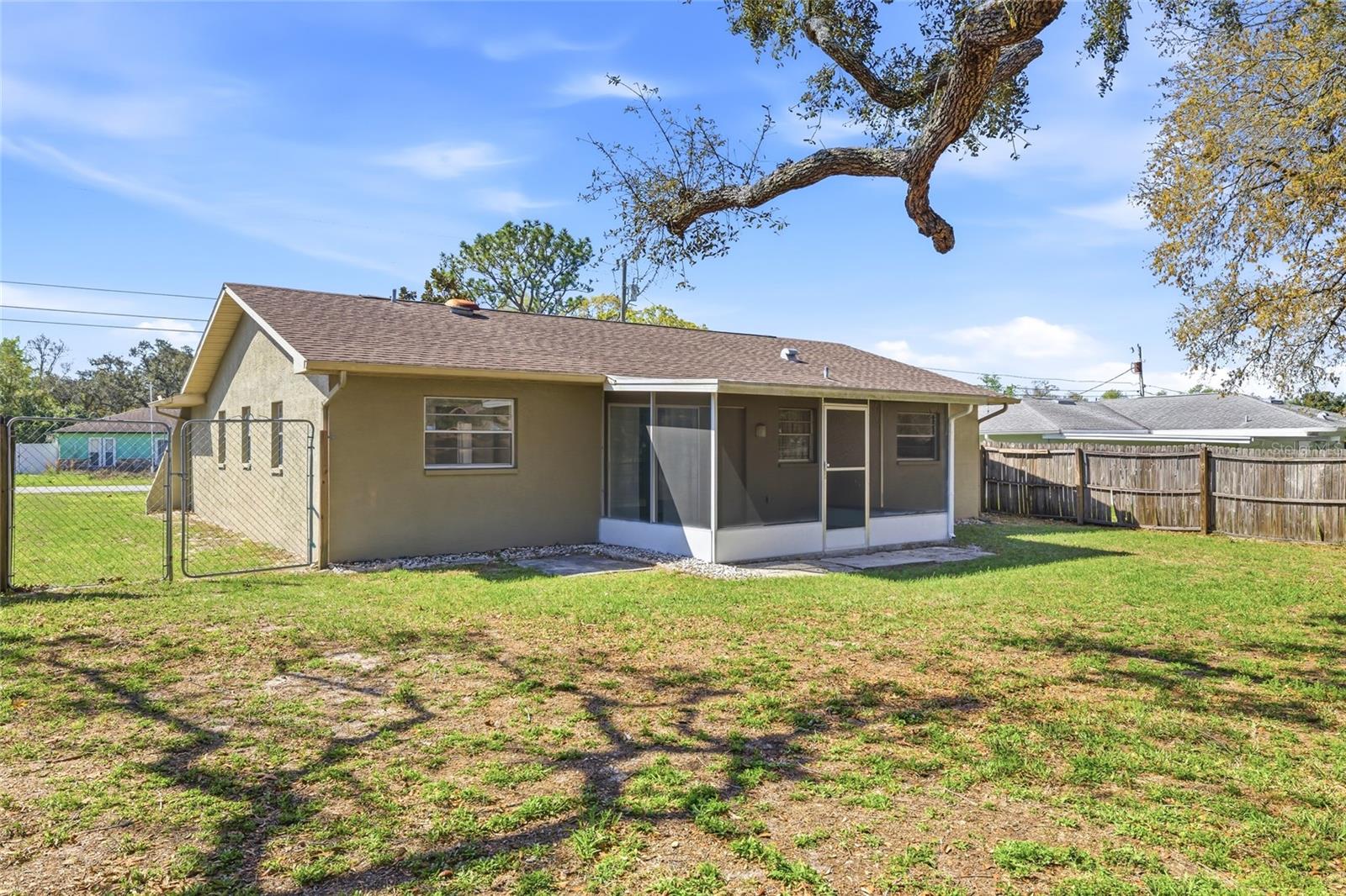 Image 33 of 38 For 1340 Larkin Road