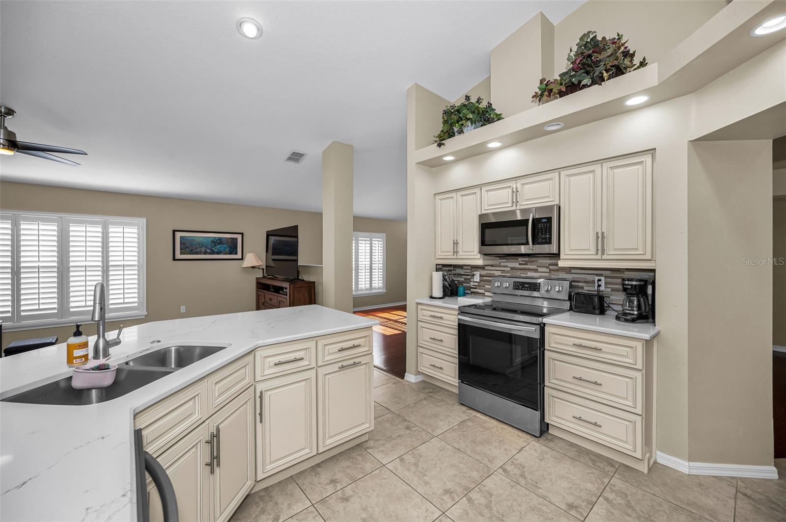 Image 16 of 78 For 9819 Conservation Drive