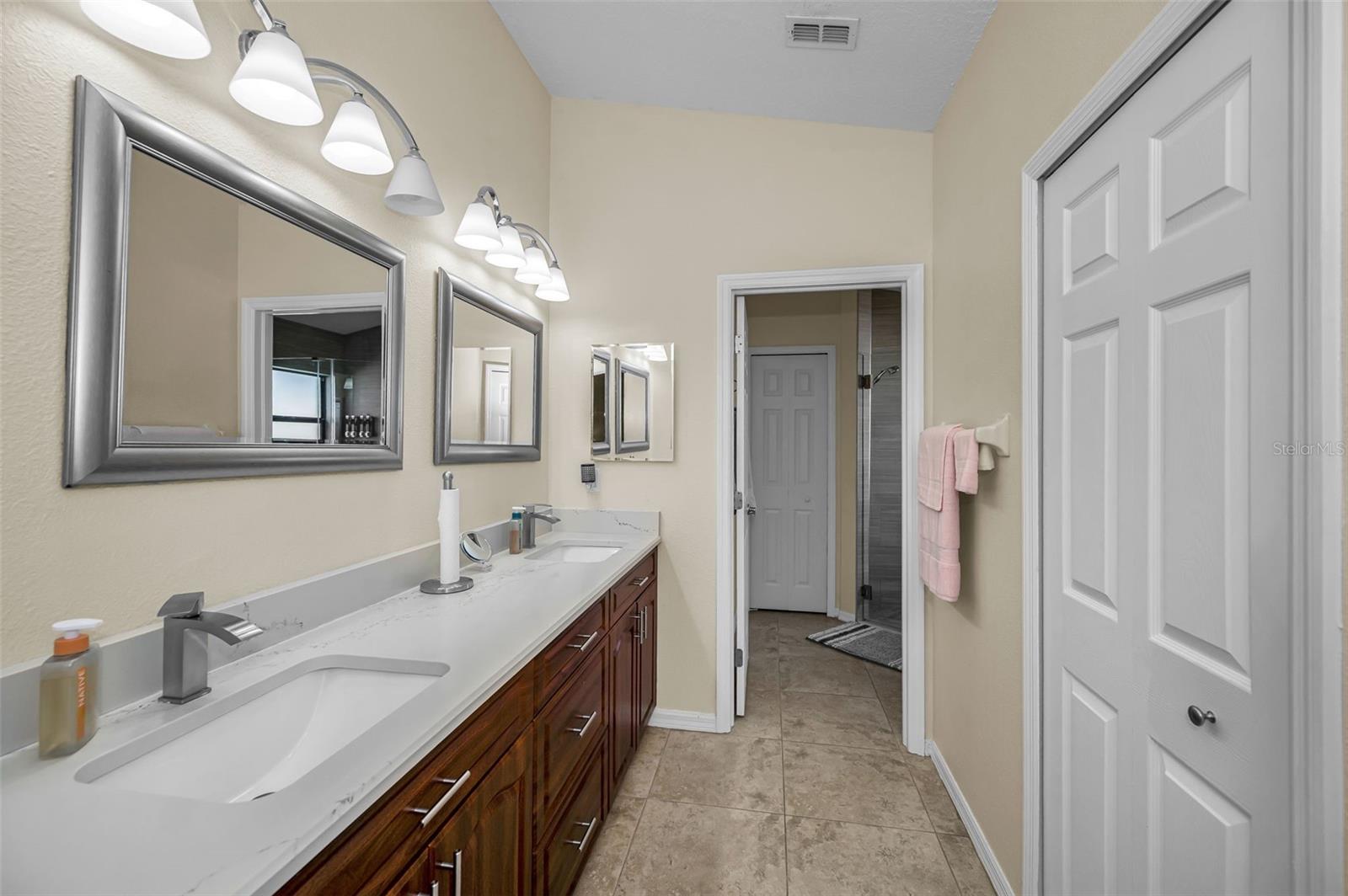 Image 27 of 78 For 9819 Conservation Drive