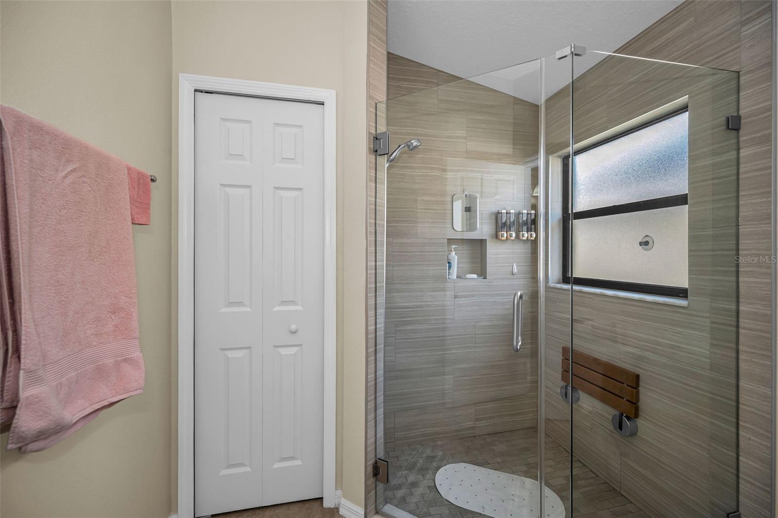 Image 28 of 78 For 9819 Conservation Drive