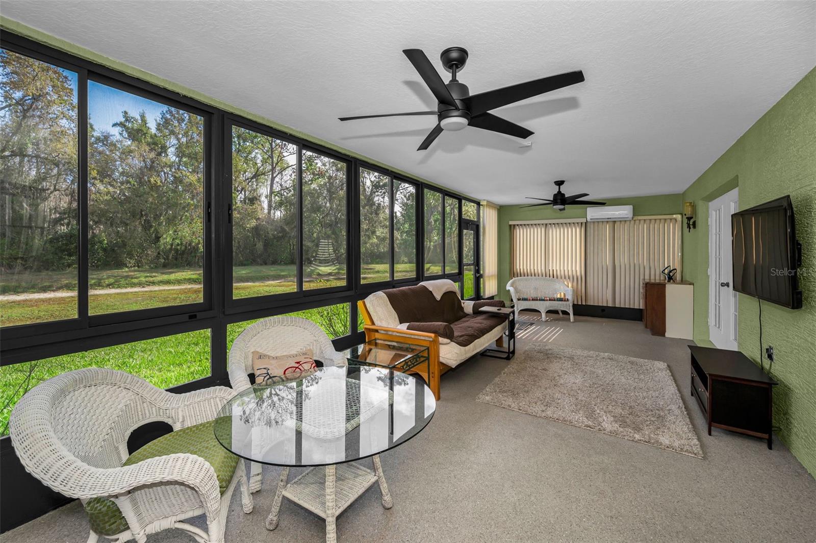 Image 35 of 78 For 9819 Conservation Drive