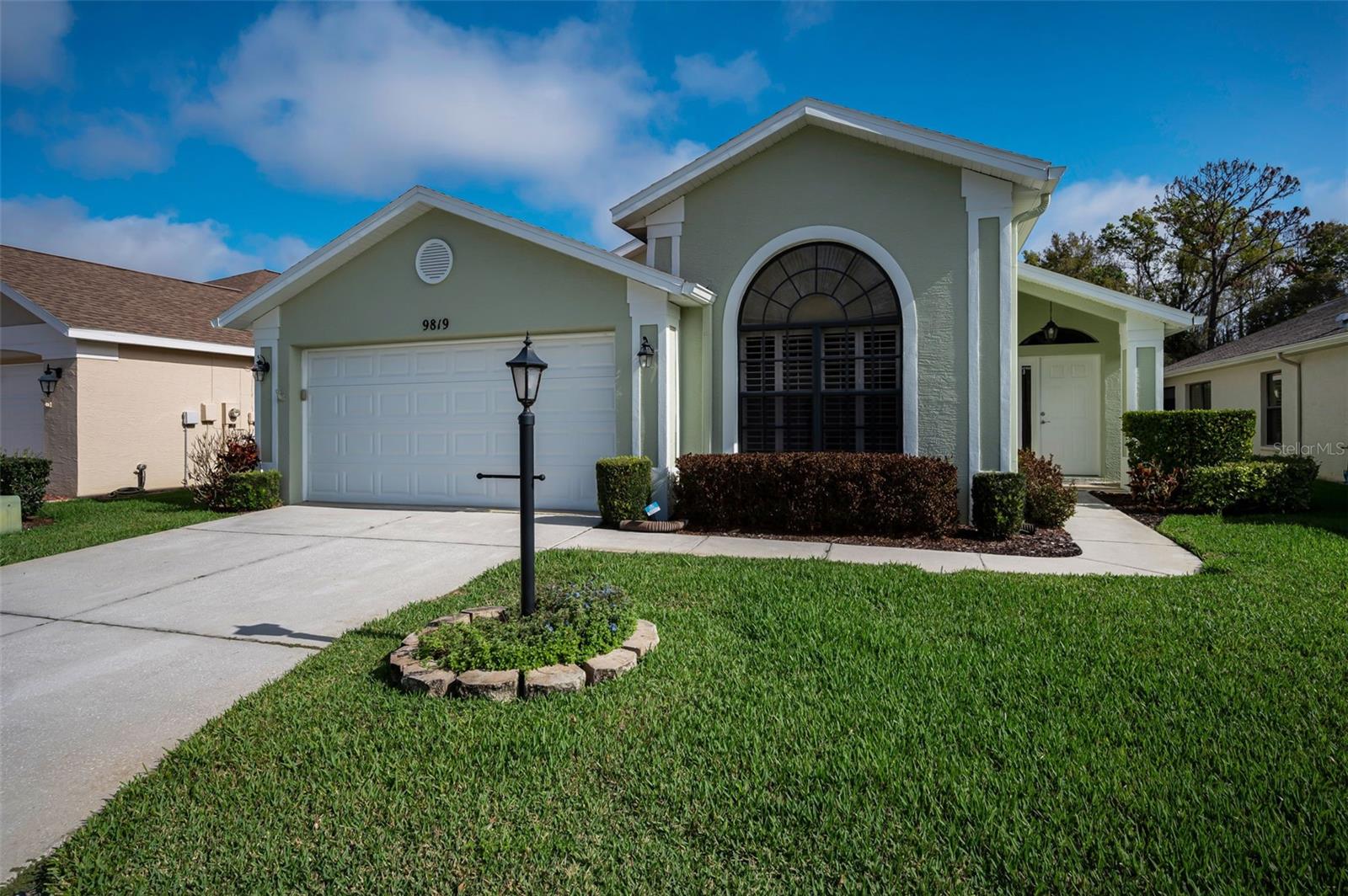 Image 6 of 78 For 9819 Conservation Drive