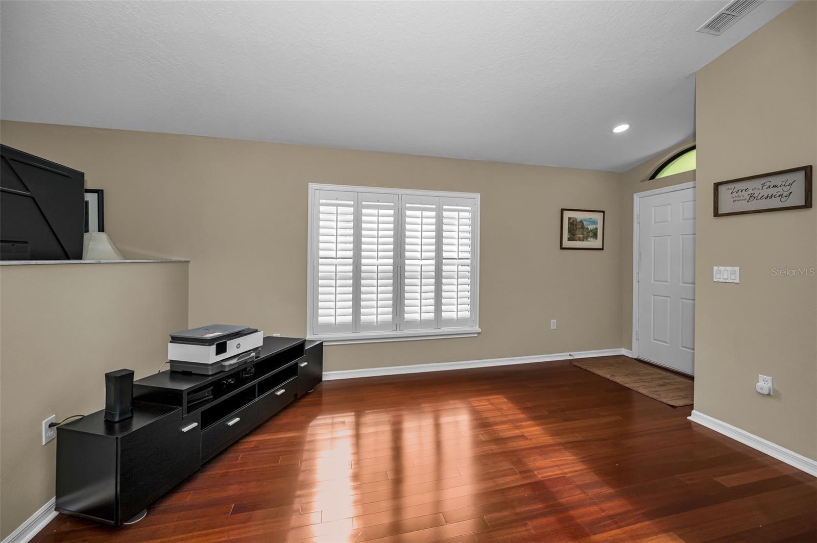 Image 8 of 78 For 9819 Conservation Drive