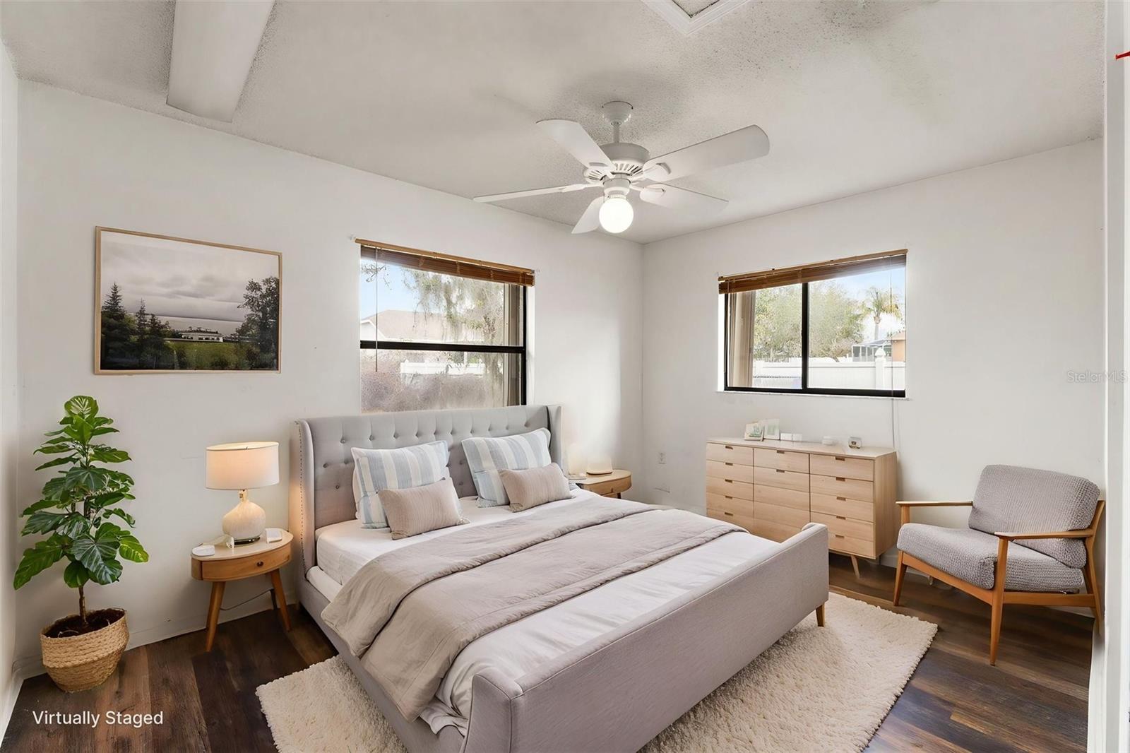 Image 32 of 42 For 13419 Tyringham Street