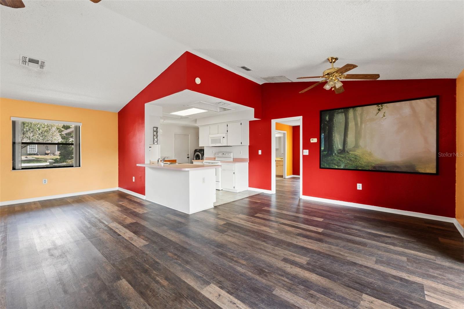 Image 5 of 42 For 13419 Tyringham Street