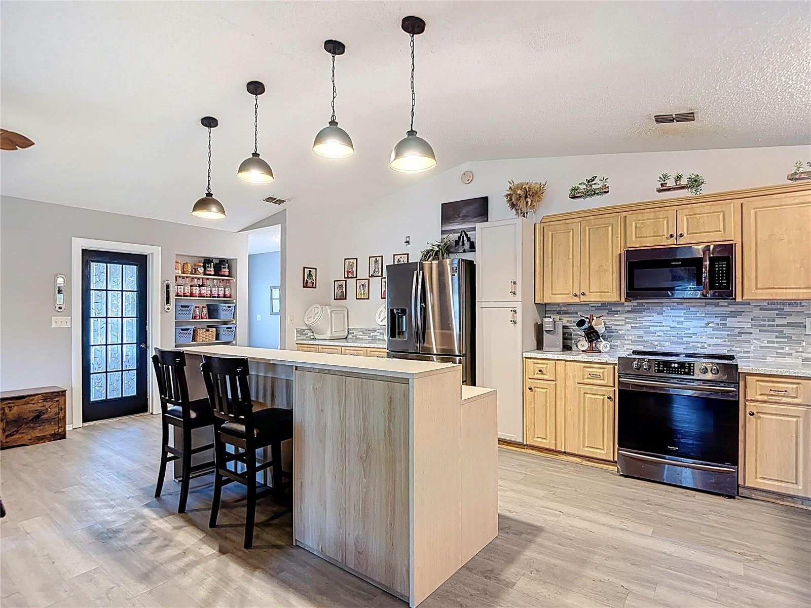 Image 10 of 58 For 13001 Sandburst Lane