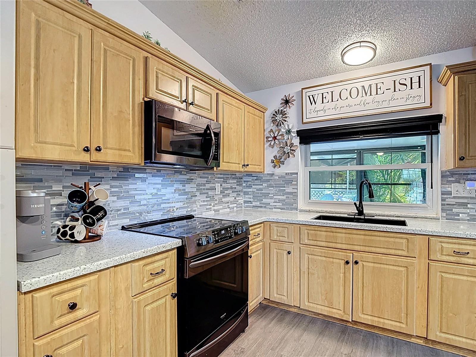 Image 15 of 58 For 13001 Sandburst Lane