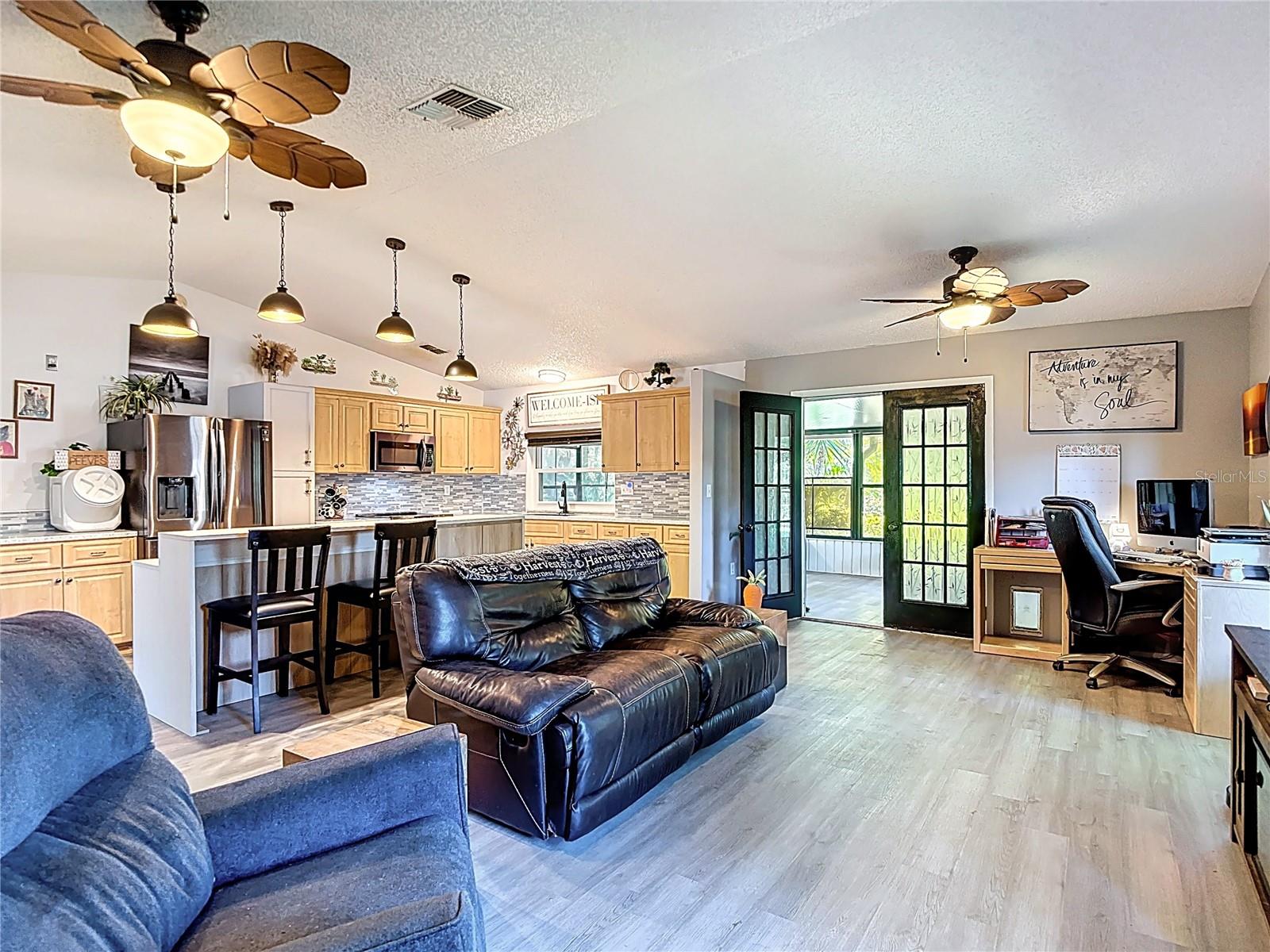 Image 21 of 58 For 13001 Sandburst Lane