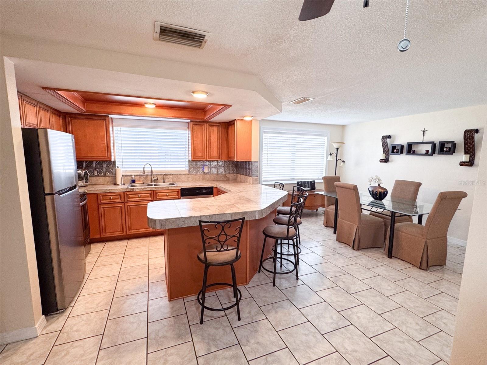 Image 13 of 39 For 3233 Salisbury Drive