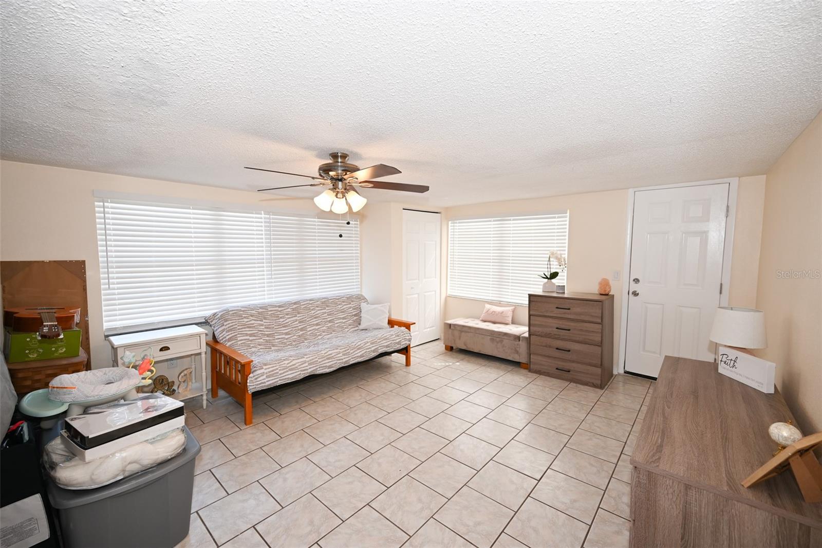 Image 29 of 39 For 3233 Salisbury Drive