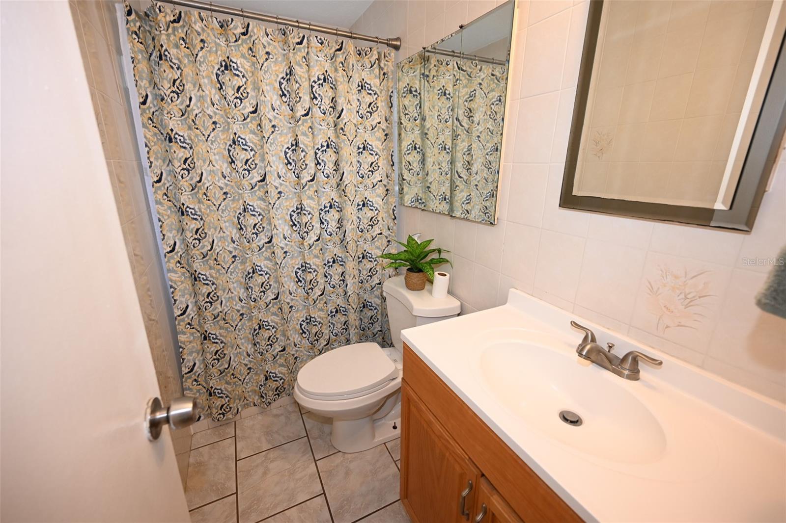 Image 31 of 39 For 3233 Salisbury Drive