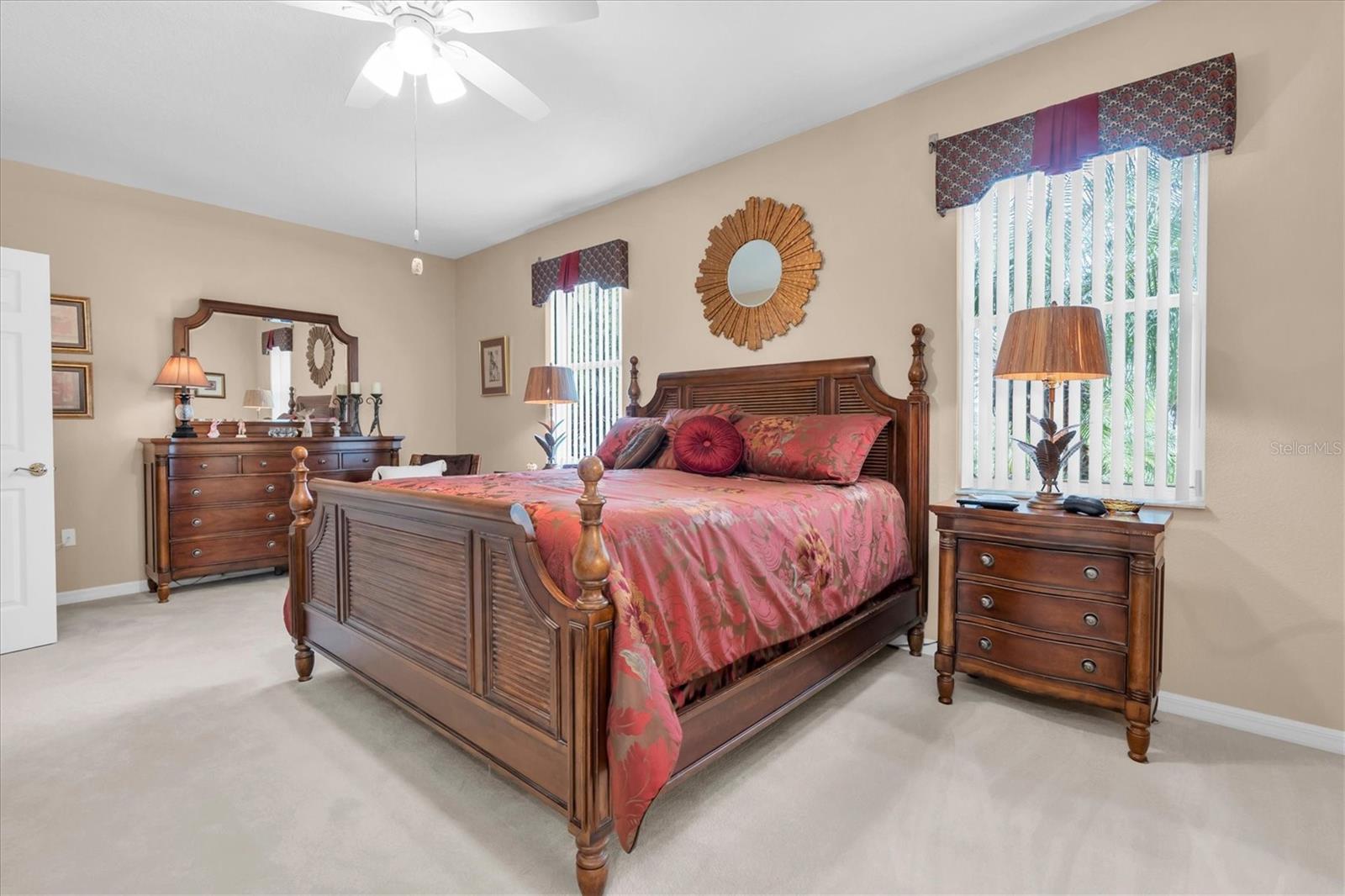 Listing photo id 13 for 1122 Maravista Drive