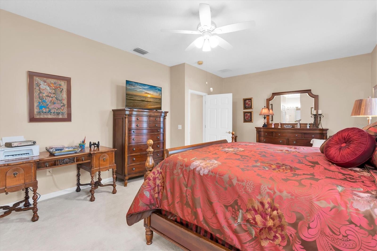 Listing photo id 14 for 1122 Maravista Drive