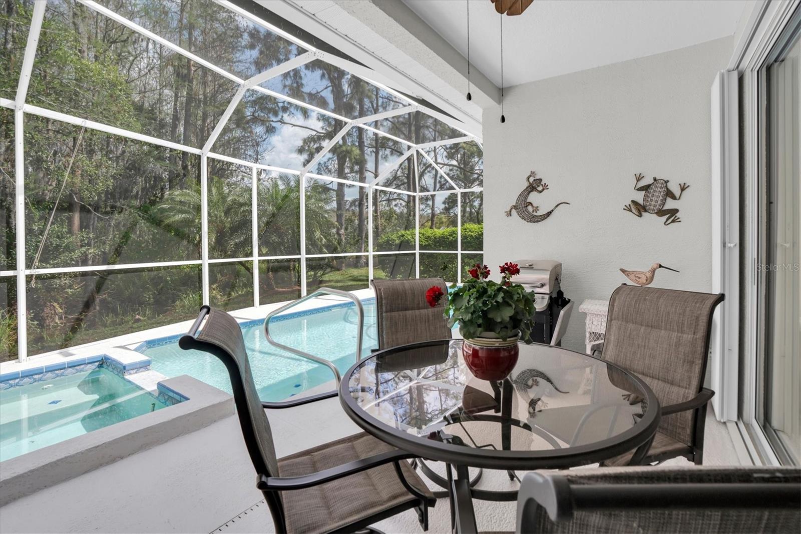 Listing photo id 23 for 1122 Maravista Drive