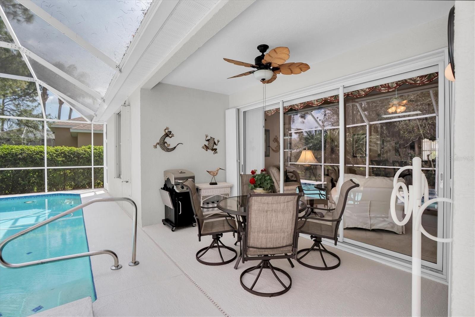 Listing photo id 24 for 1122 Maravista Drive