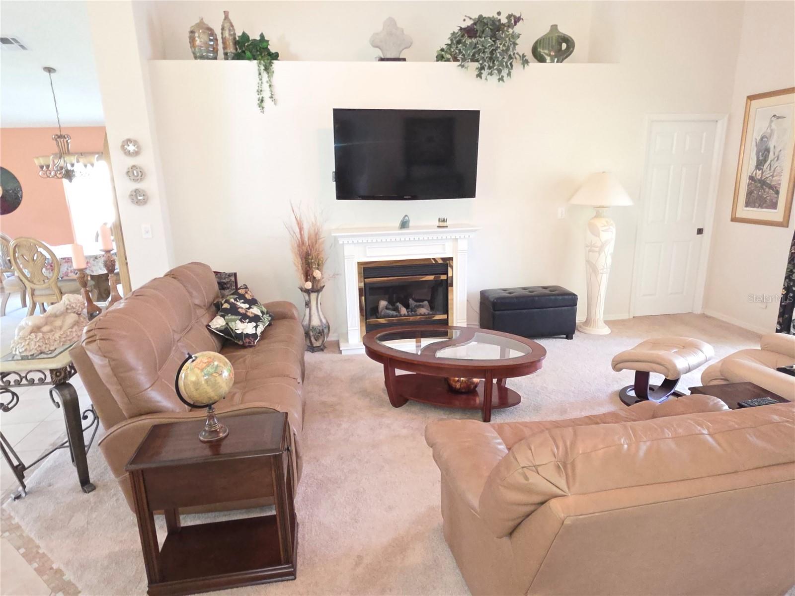 Image 14 of 35 For 2482 Silkwood Court