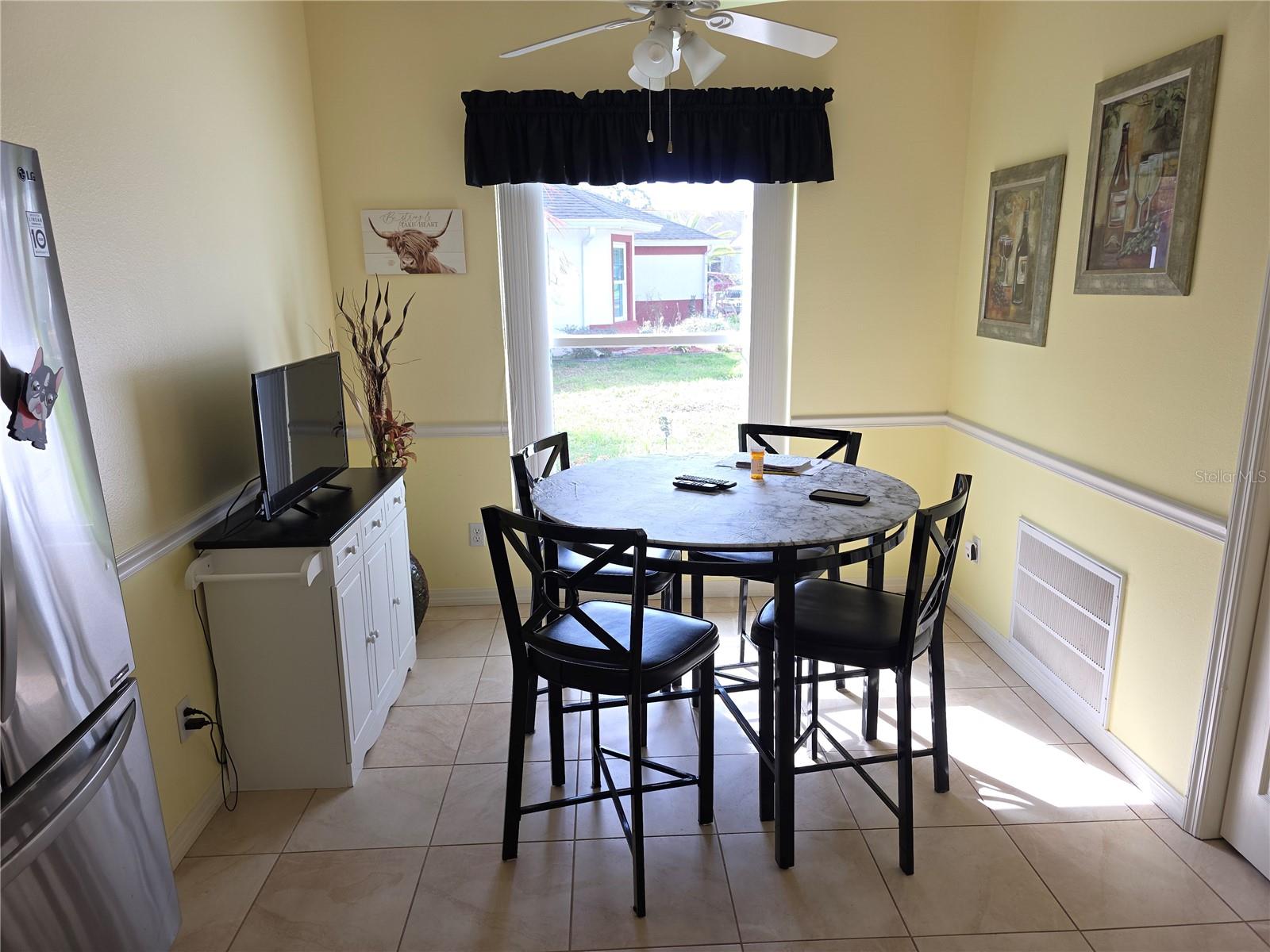 Image 6 of 35 For 2482 Silkwood Court