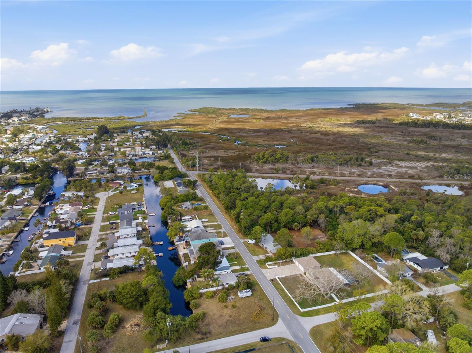 Listing photo id 13 for 7410 New York Avenue