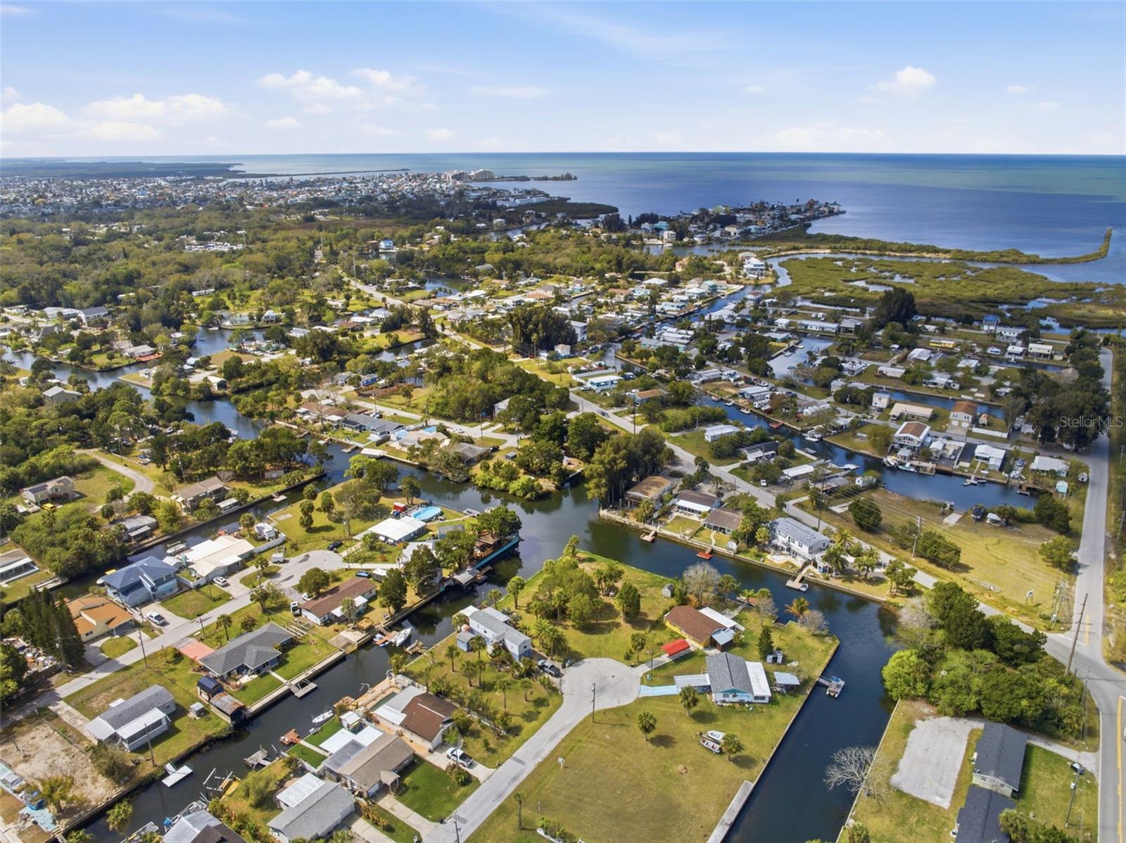 Listing photo id 17 for 7410 New York Avenue