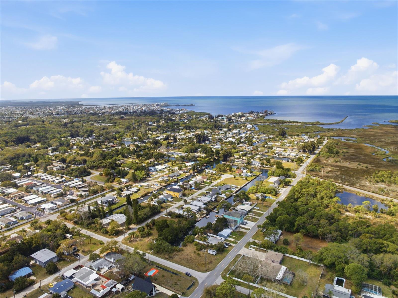 Listing photo id 19 for 7410 New York Avenue