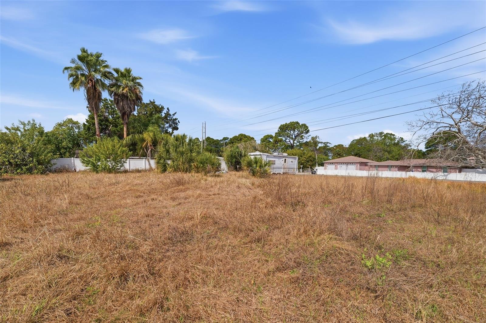 Listing photo id 7 for 7410 New York Avenue